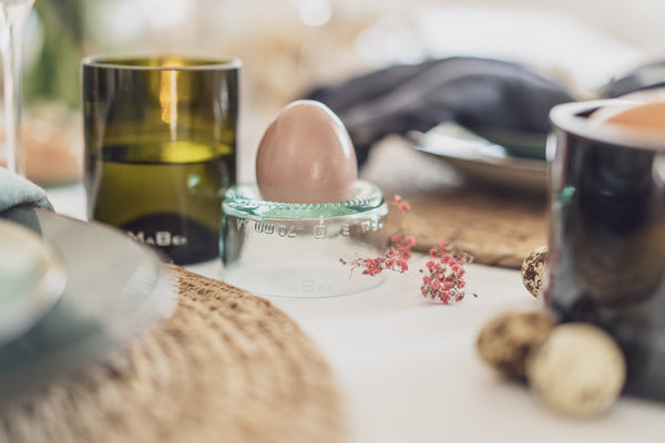 Eierbecher - UPCYCLING aus Weinflaschen - nachhaltige Frühstückstisch