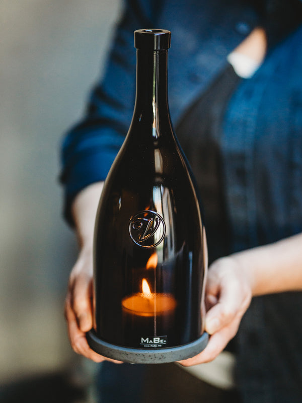 Magnum in edel & leuchtend - Magnum Sektflasche mit dem V