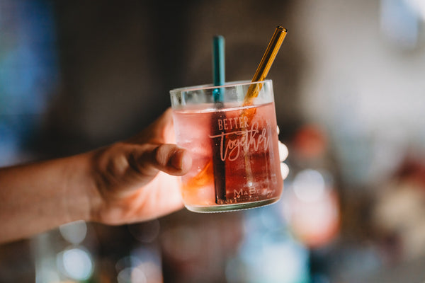Better together ☀️ Trink Glas mit Lasergravur - CHEERS auf uns !