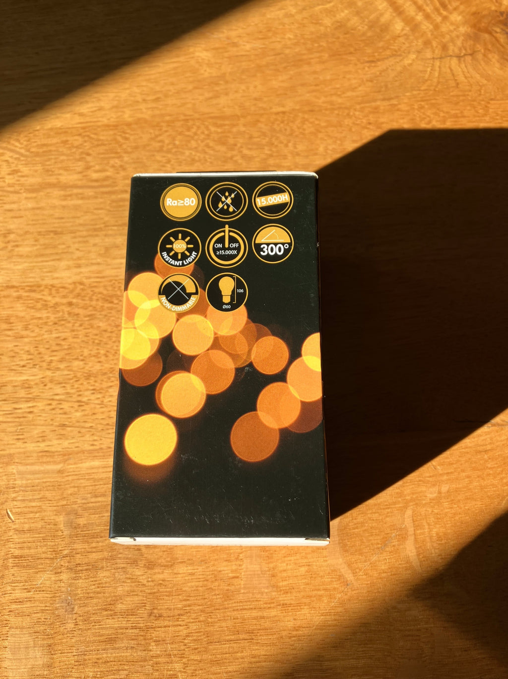 AUSVERKAUF - Leuchtmittel LED Spiralfilament E27 Kugelform