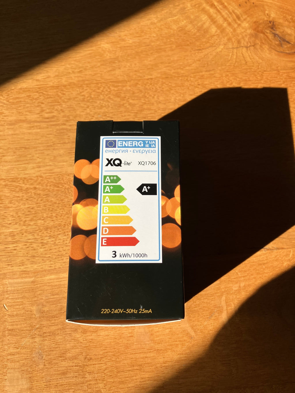 AUSVERKAUF - Leuchtmittel LED Spiralfilament E27 Kugelform