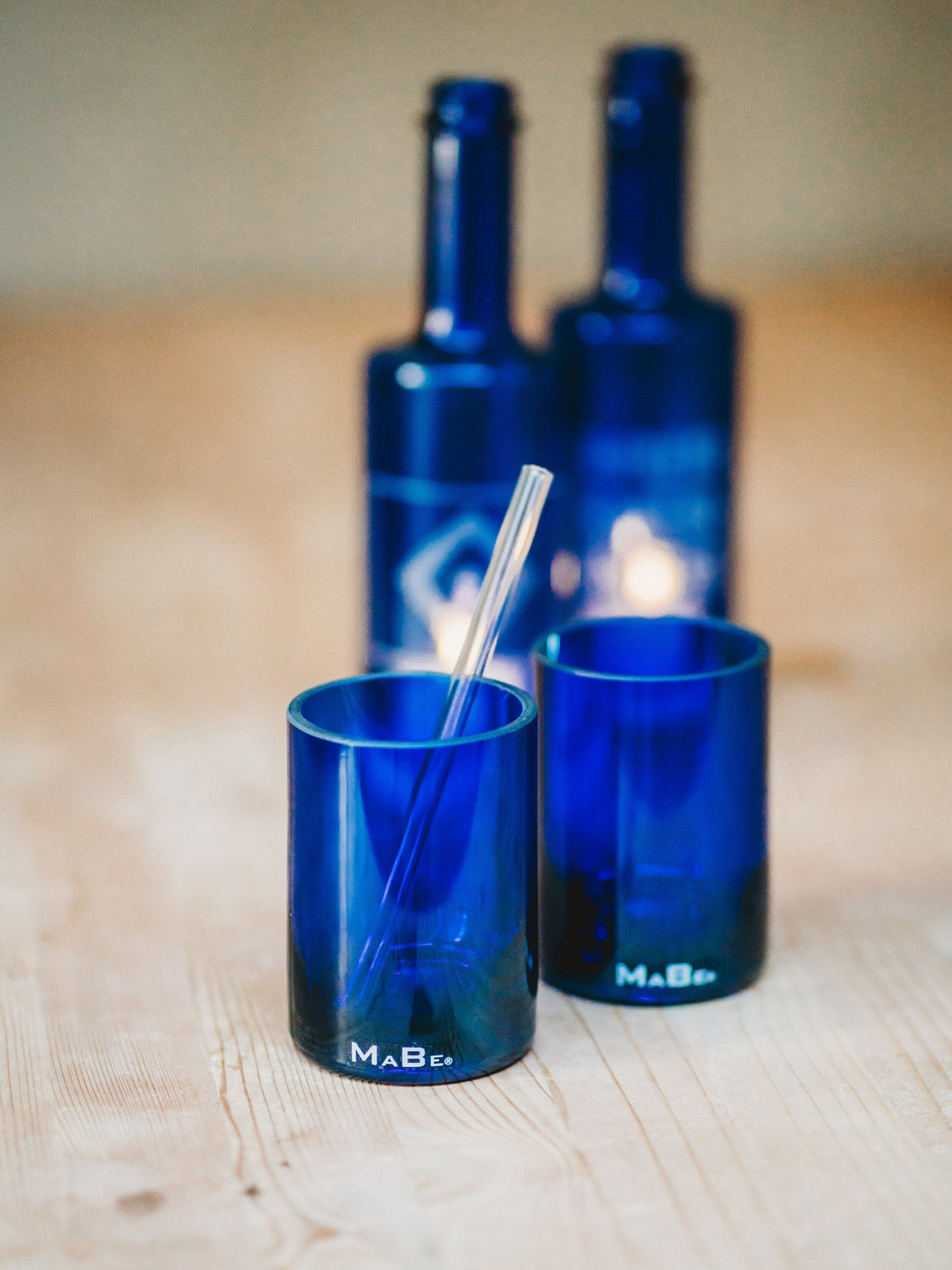 Blaues Trinkglas 💙 colorful kitchen - schwerer Boden