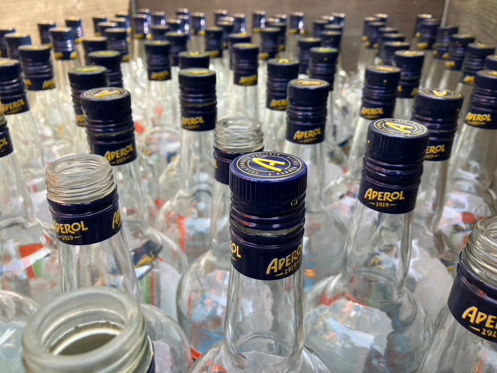 NUR NOCH WENIGE VORRÄTIG ‼️ APEROL HAT EINE NEUE FLASCHE - OHNE DEN SCHRIFTZUG 😳 Aperol Glas - witzig & nachhaltig  Upcycling der 1l Flasche