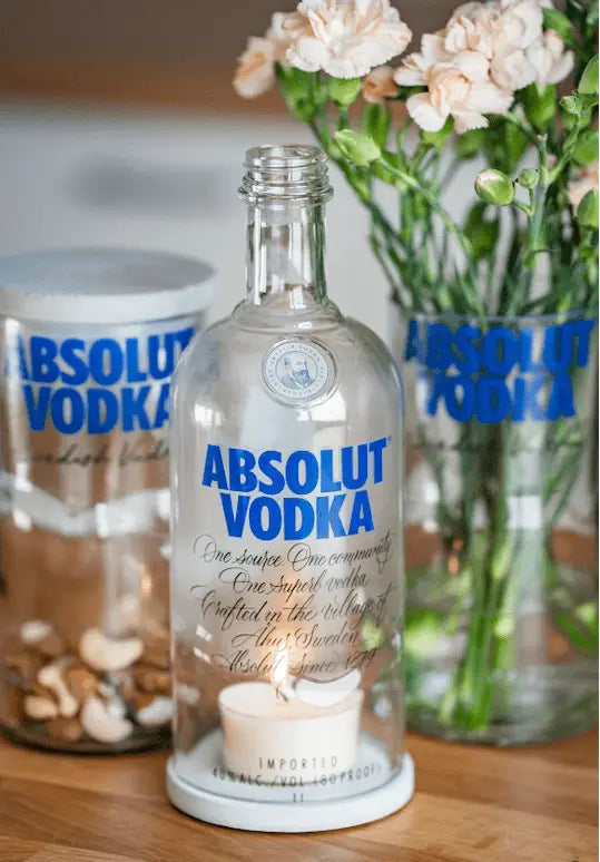 Coole Vase aus der Absolut Flasche - witzig & funktionell - MaBe®