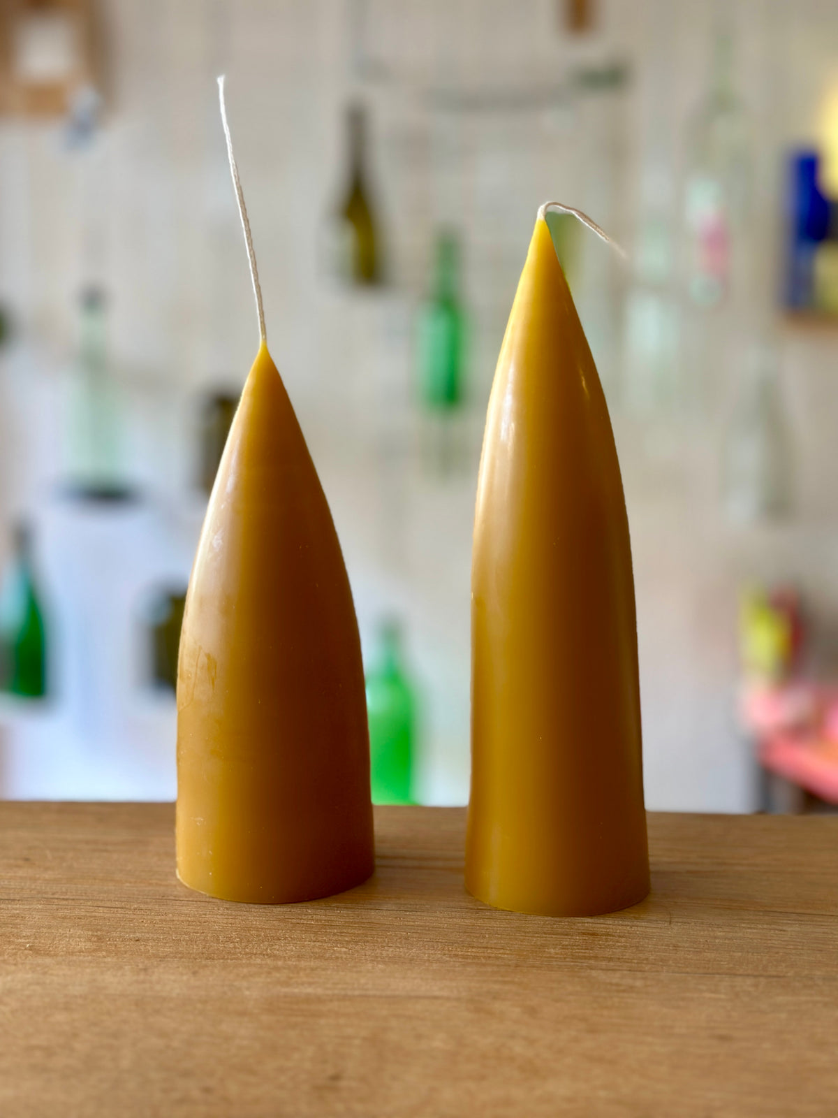 Dänische Kerze Kegelform - durchgefärbt 💙🟢 handgetaucht von Kunstindustrien