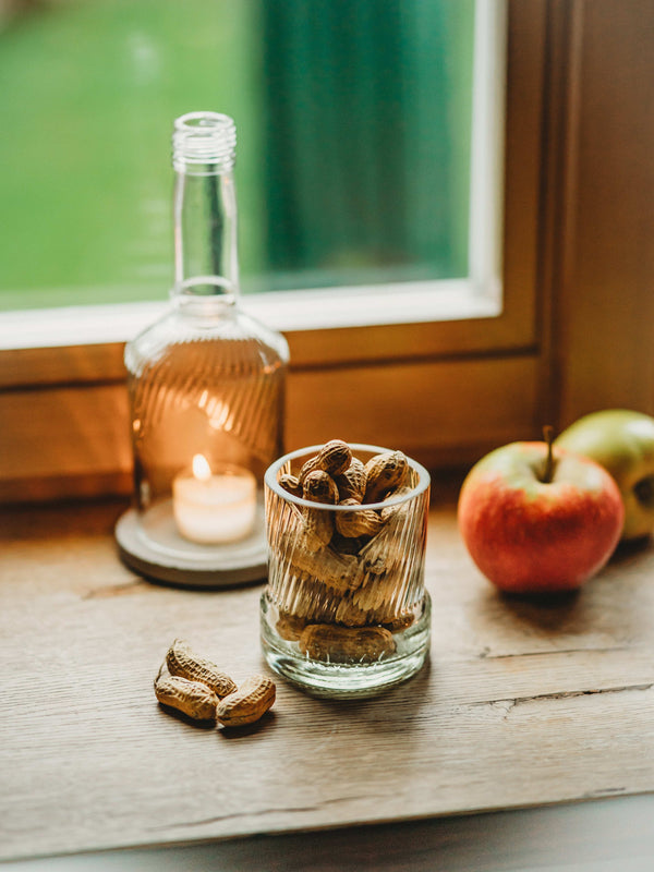 Glas mit schräger Struktur - nicht nur für schräge Vögel