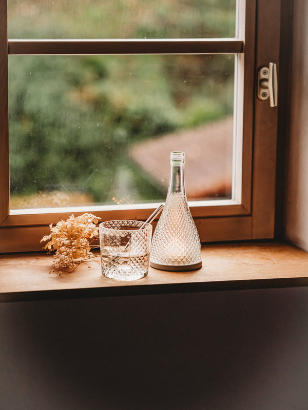 Glas mit Facettenschliff - besonders & edel