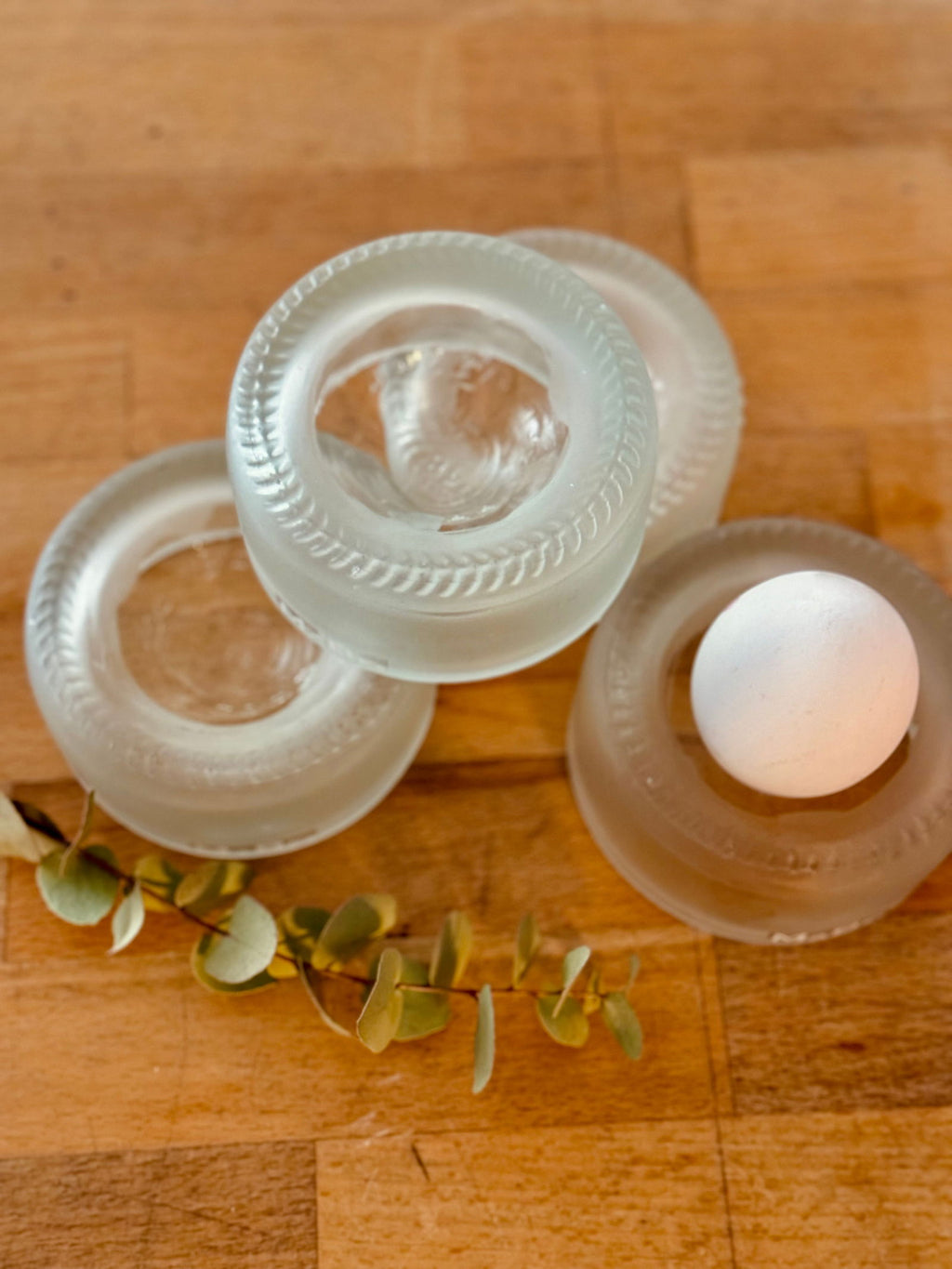 1 Eierbecher aus der satinierten Sektflasche - Freixenet - MaBe®