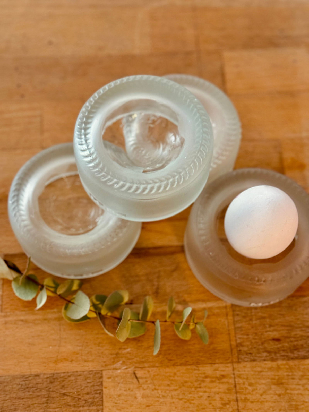 1 Eierbecher aus der satinierten Sektflasche - Freixenet - MaBe®