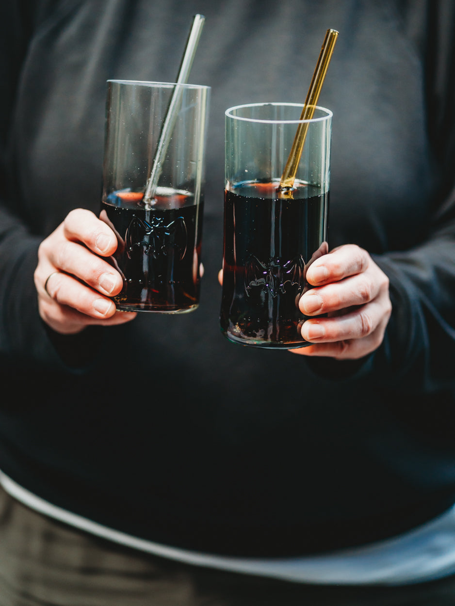 Fledermaus Fans aufgepasst - Trinkglas aus der leeren Rum Flasche