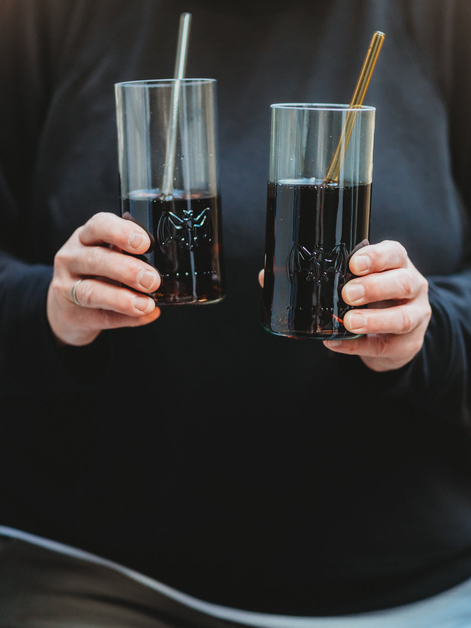 Fledermaus Fans aufgepasst - Trinkglas aus der leeren Rum Flasche