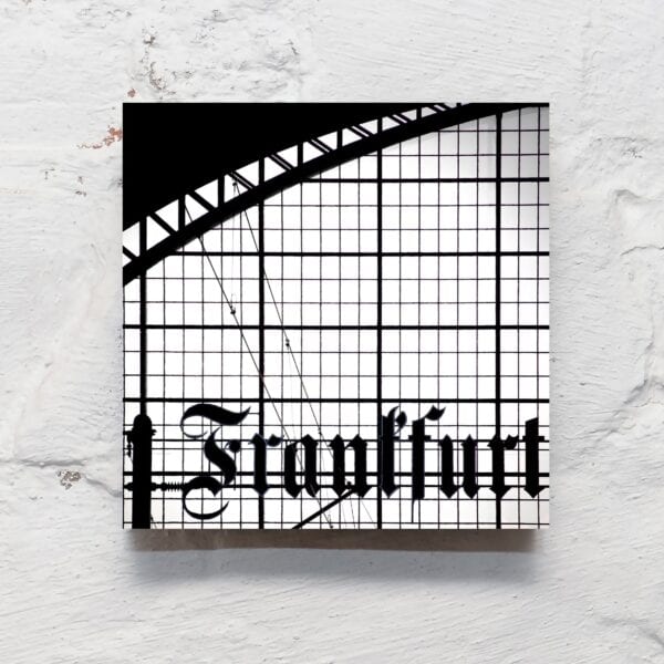 Frankfurt -Skyline vom Main aus -  Fotoquadrat von KILA (Kopie) - MaBe®