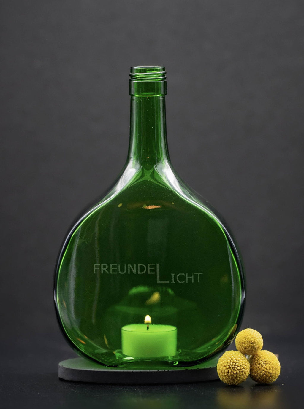 Windlicht FreundeLicht  grün & nachhaltig aus der fränk. Weinflasche - MaBe®