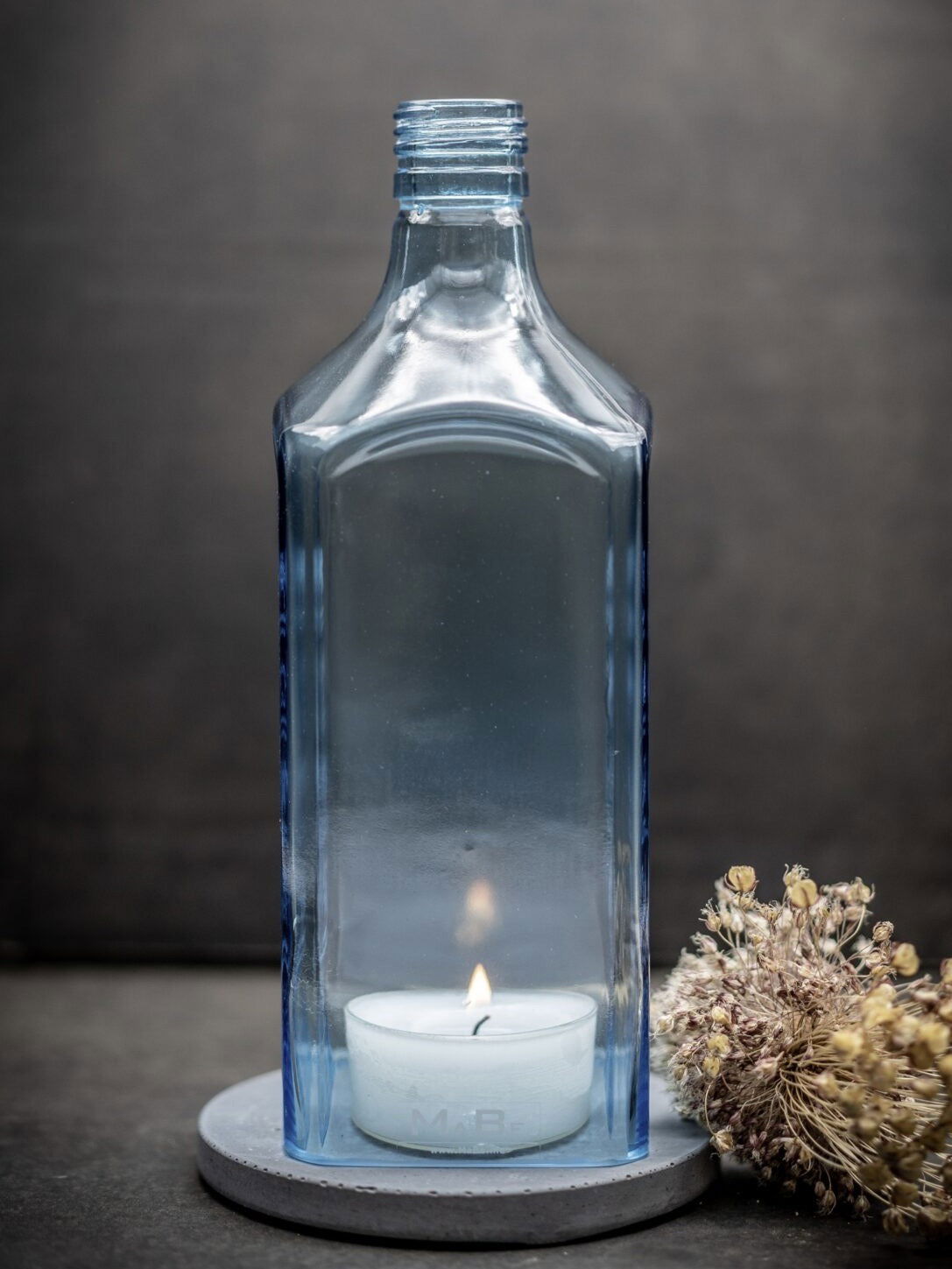 Windlicht - Bombay ist die einzige Flasche in wunderbar zartem Hellblau - MaBe®