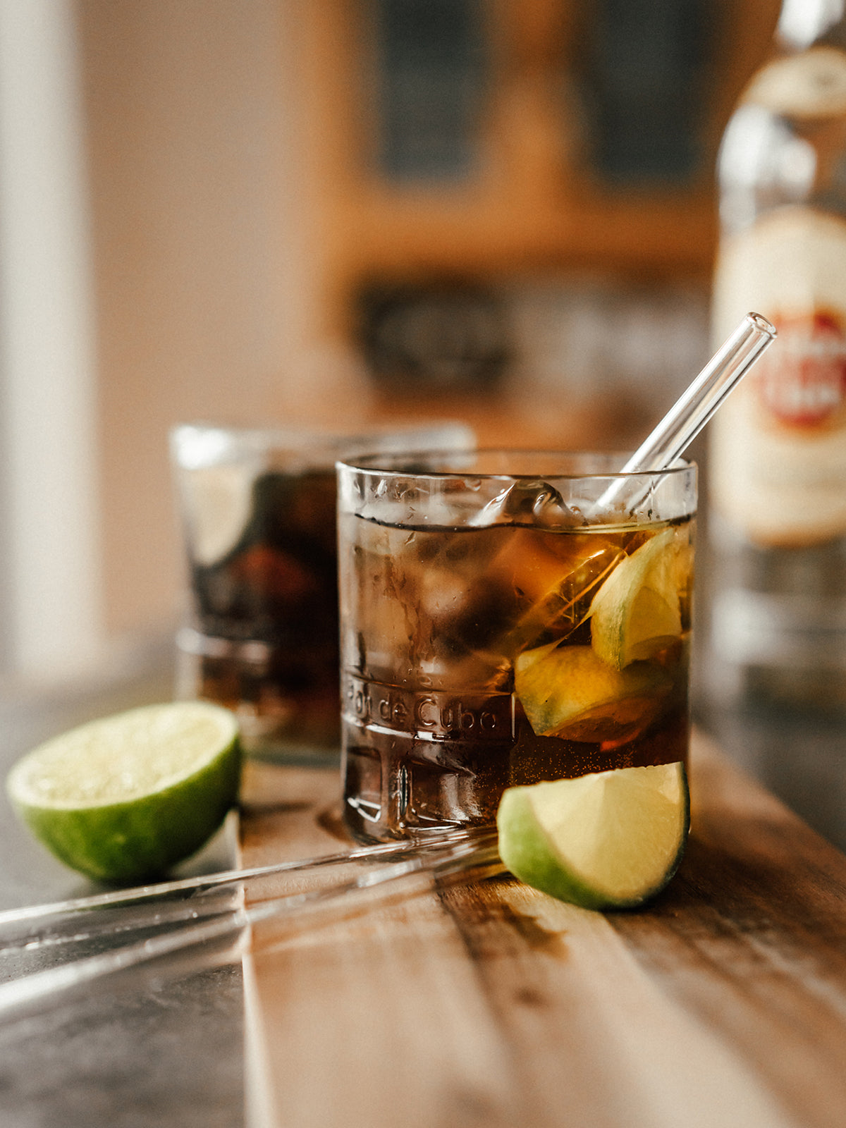 Glas gefertigt aus einer leeren Rum Flasche - Geschenke Tipp - witzig & cool