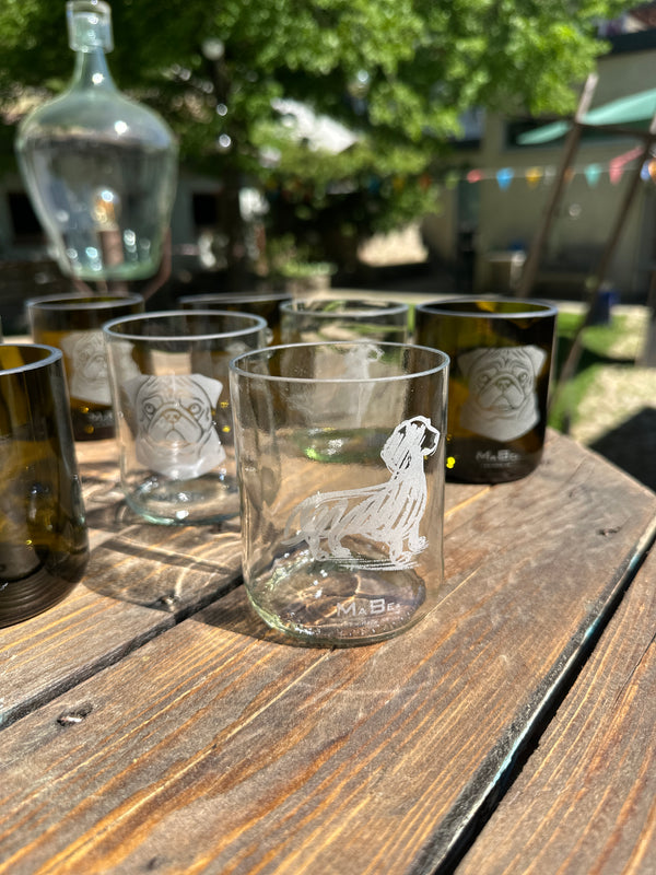 Dackel auf dem Glas - Lasergravur 🐶 witziges Glas für die Dachshund Gemeinde