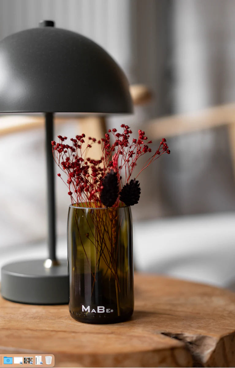 Kleine Vase aus der Piccolo Sekt Flasche - echt grün & ecofriendly