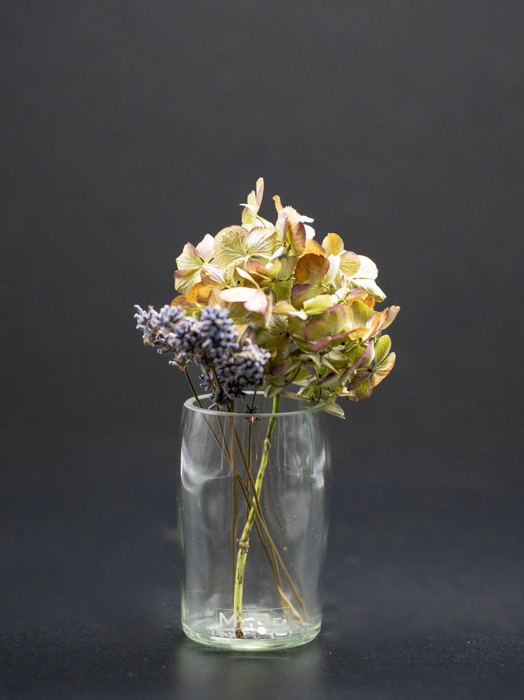 Kleine Vase aus der Piccolo Sekt Flasche - echt grün & ecofriendly