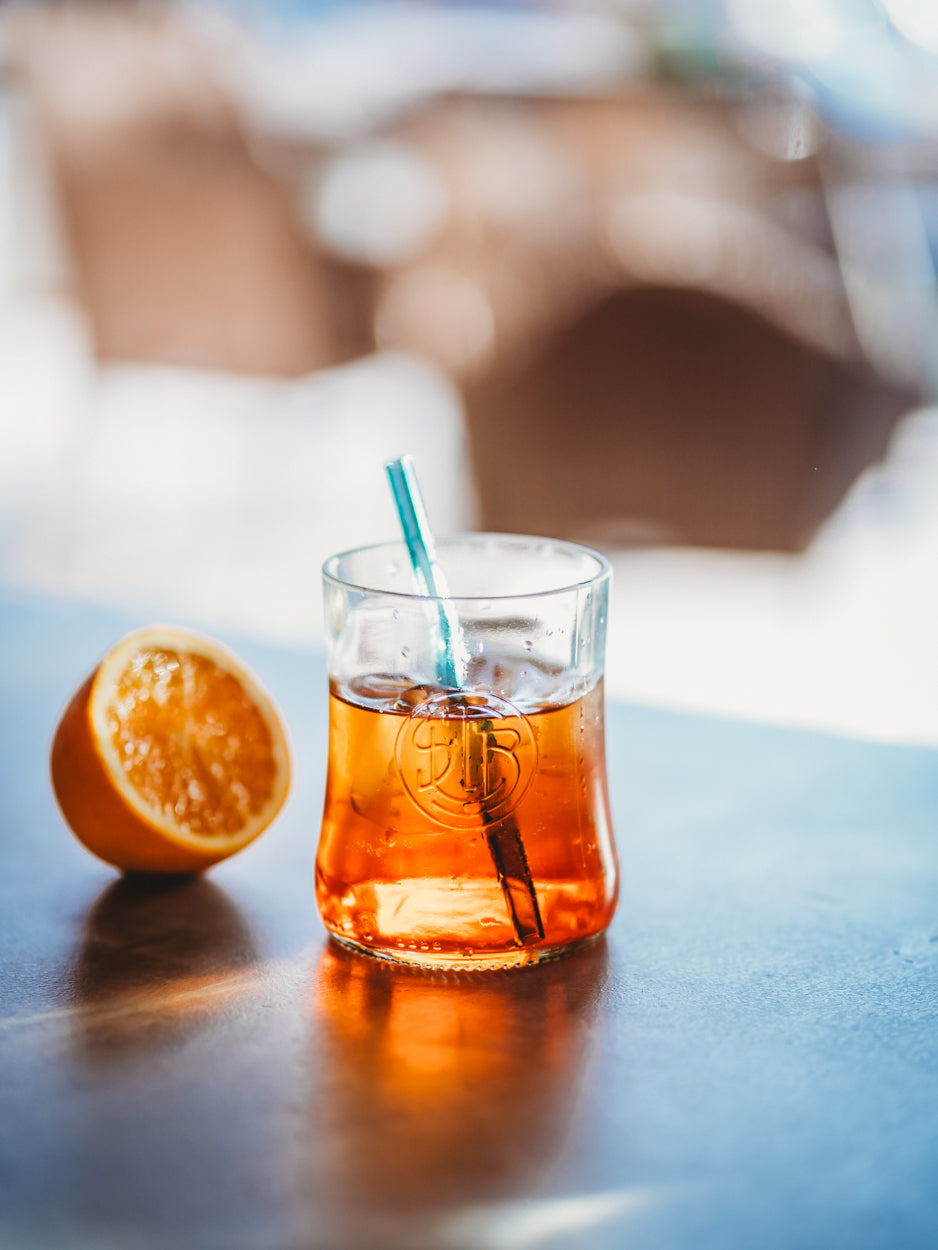 COMING SOON 🔜 das neue APEROL Glas 🧡 🍊 aus der Literflasche gefertigt
