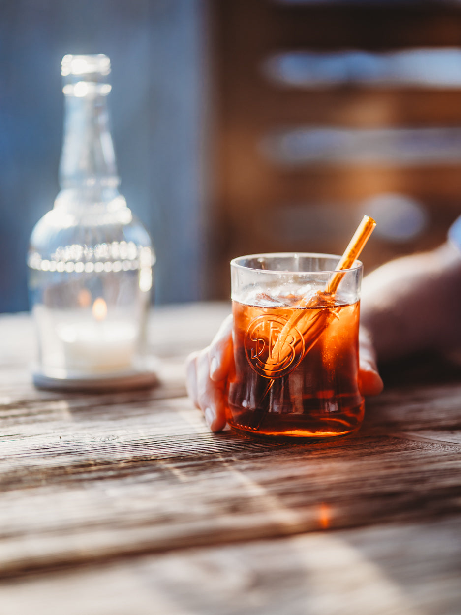 COMING SOON 🔜 das neue APEROL Glas 🧡 🍊 aus der Literflasche gefertigt