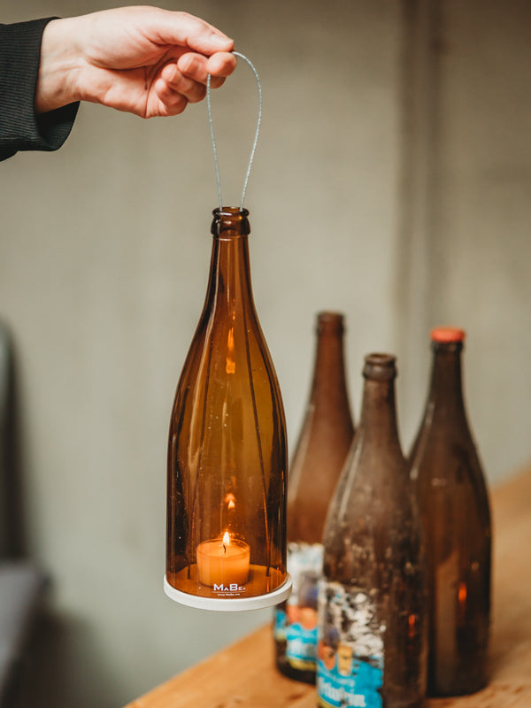 Windlicht zum Hängen aus alten Apfelwein- und Apfelsaft Flaschen aus dem Odenwald