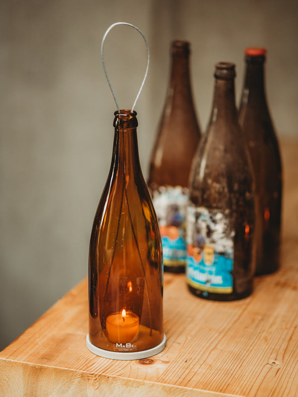 Windlicht zum Hängen aus alten Apfelwein- und Apfelsaft Flaschen aus dem Odenwald