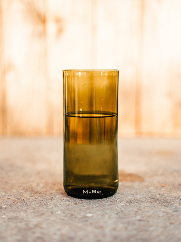 Trink Glas Weinflasche - Cheers, auf die Nachhaltigkeit