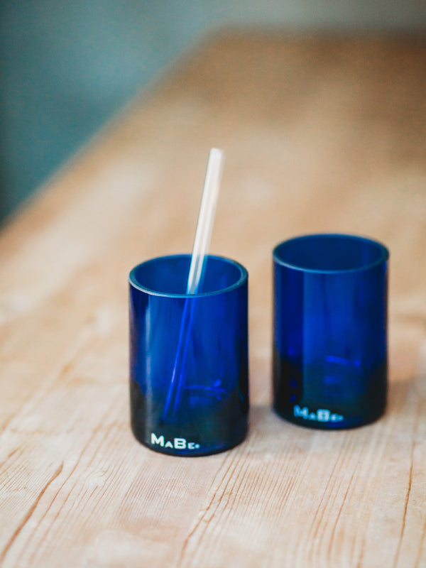 Blaues Trinkglas 💙 colorful kitchen - schwerer Boden