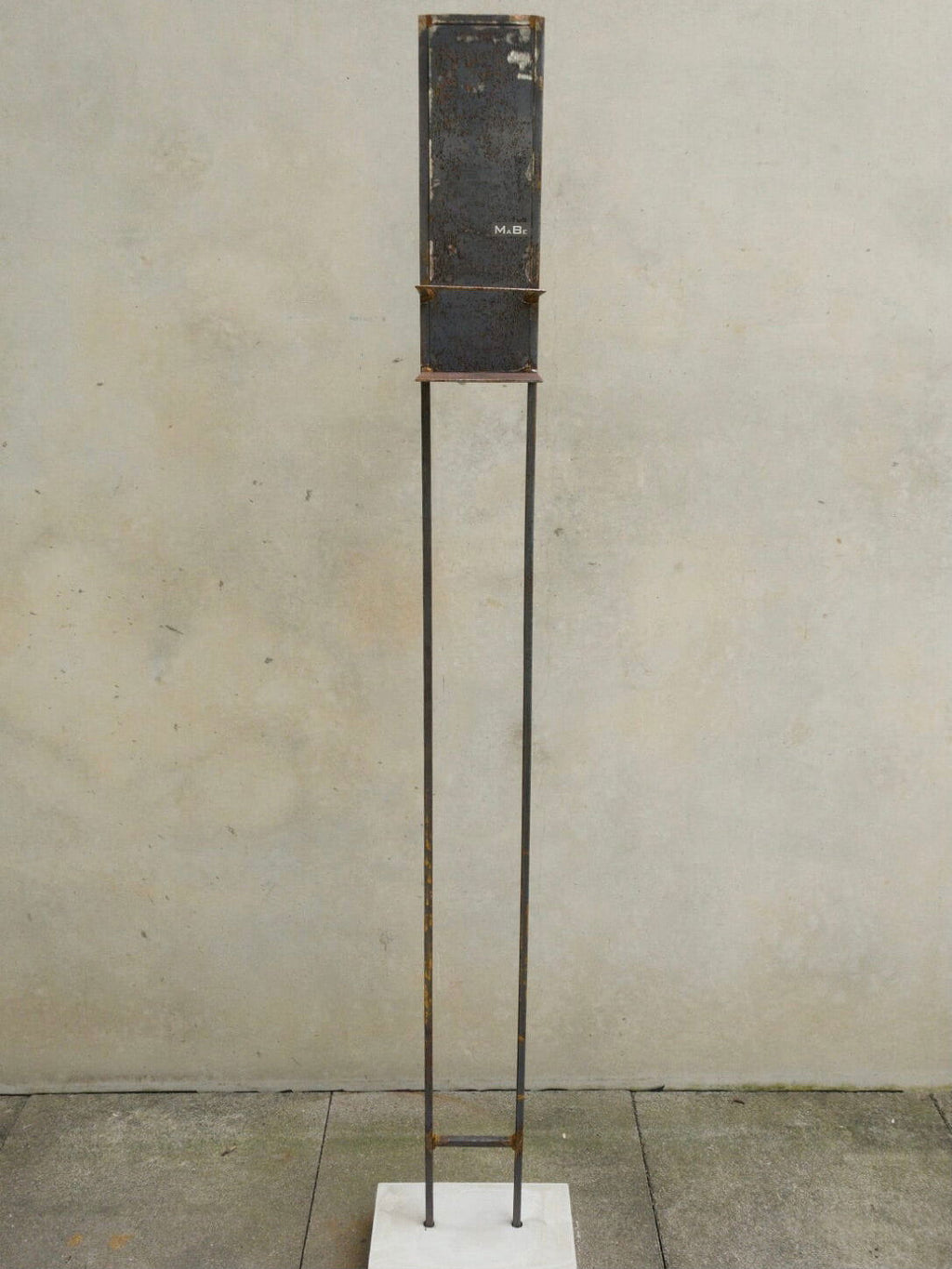 Metall Stele Modell Sichtplatte - MaBe®