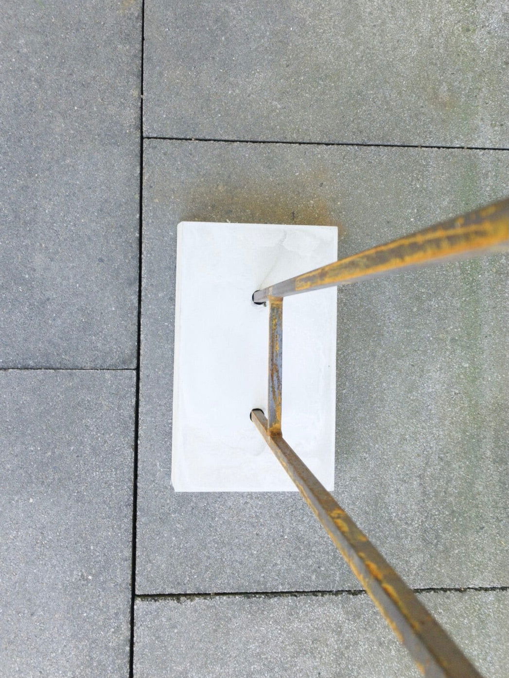 Metall Stele Modell Sichtplatte - MaBe®