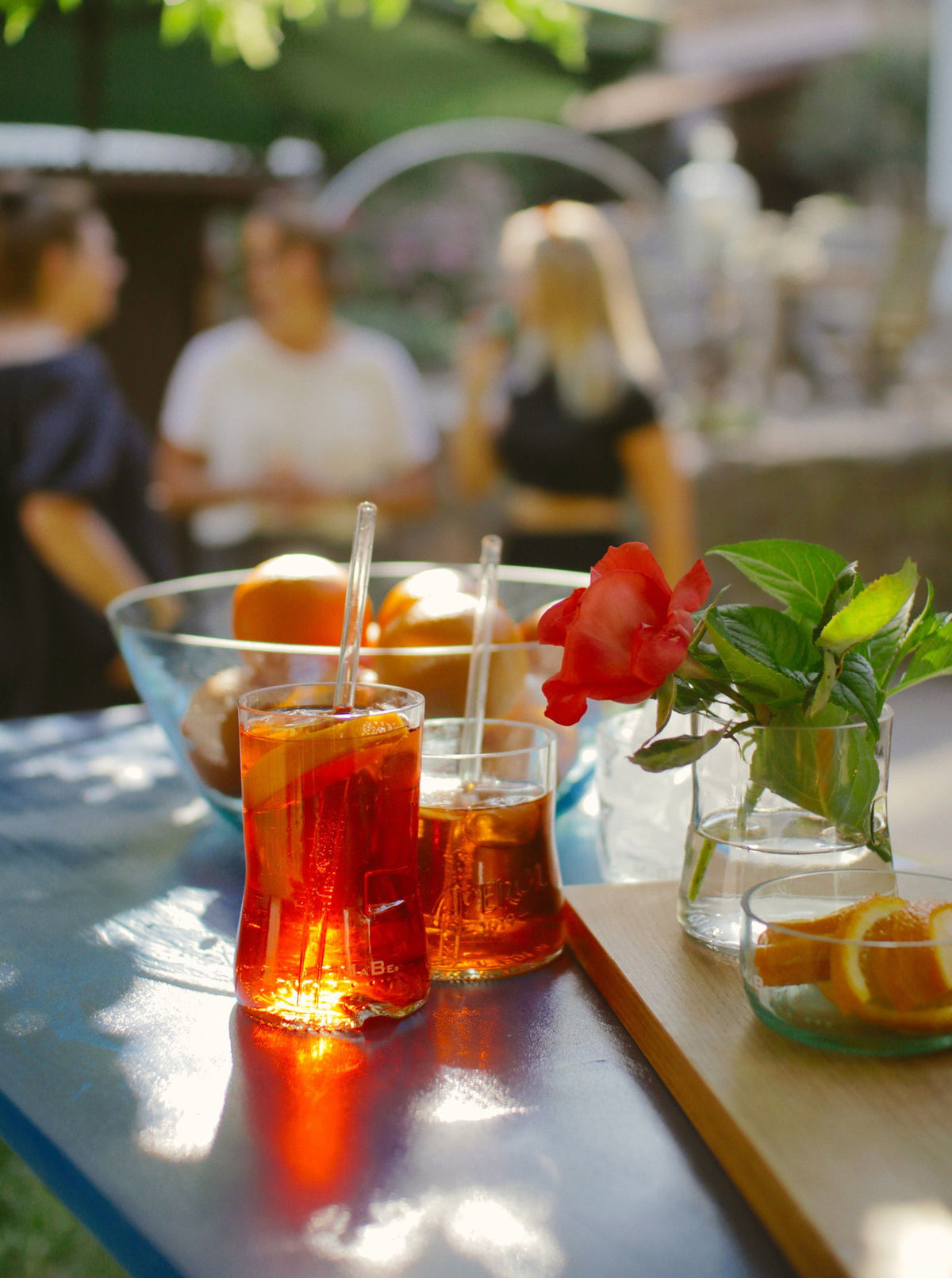Aperol Glas - das Original - Upcycling aus der leergetrunkenen 1l Aperitivo Flasche - 1 Stück - MaBe®
