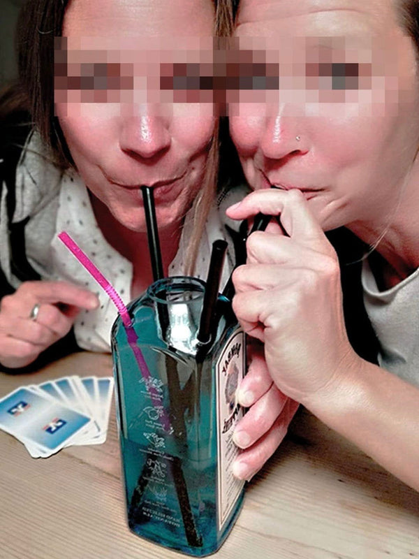 Party Gag für den Gin Liebhaber - witzige Geschenkidee - upcycling aus der leergetrunkenen Bombay Flasche - MaBe®