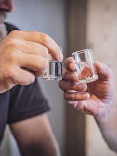 Schnaps Glas - witziges Geschenk - MaBe®