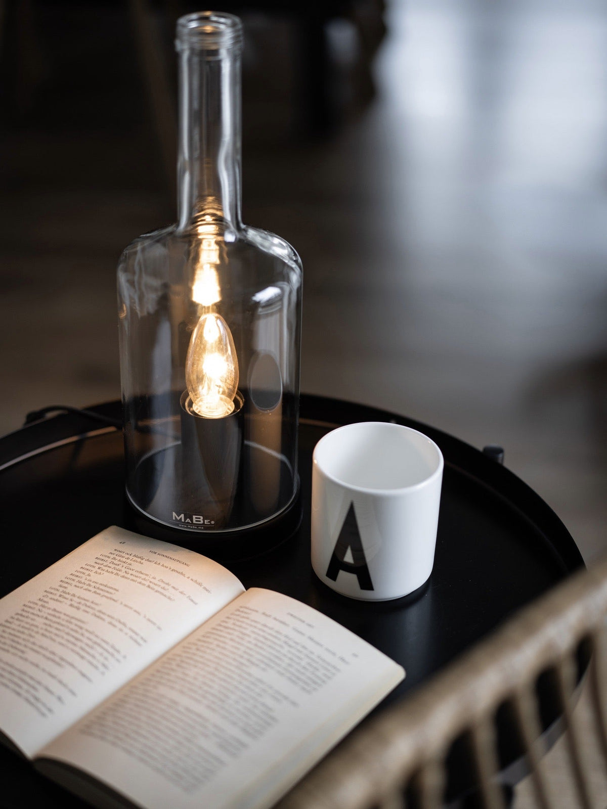 Big Bottle TischLampe + WINDLICHT (30cm) 3 l Spirituose - MaBe®