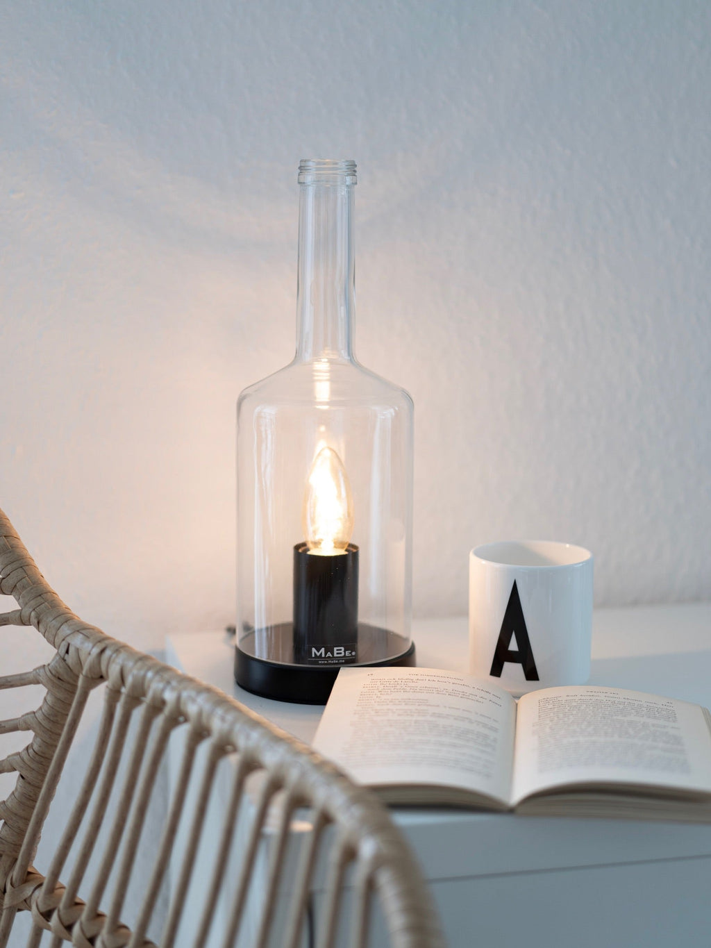 Big Bottle TischLampe + WINDLICHT (30cm) 3 l Spirituose - MaBe®