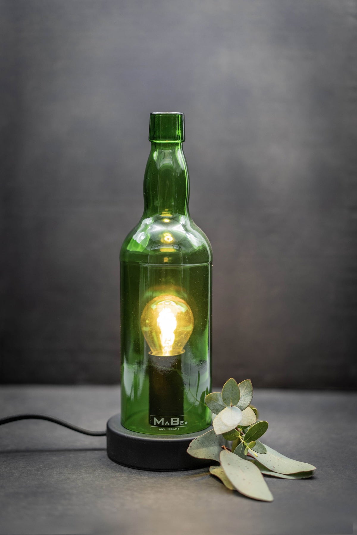 TischLampe aus der  Whiskyflasche in grün - MaBe®