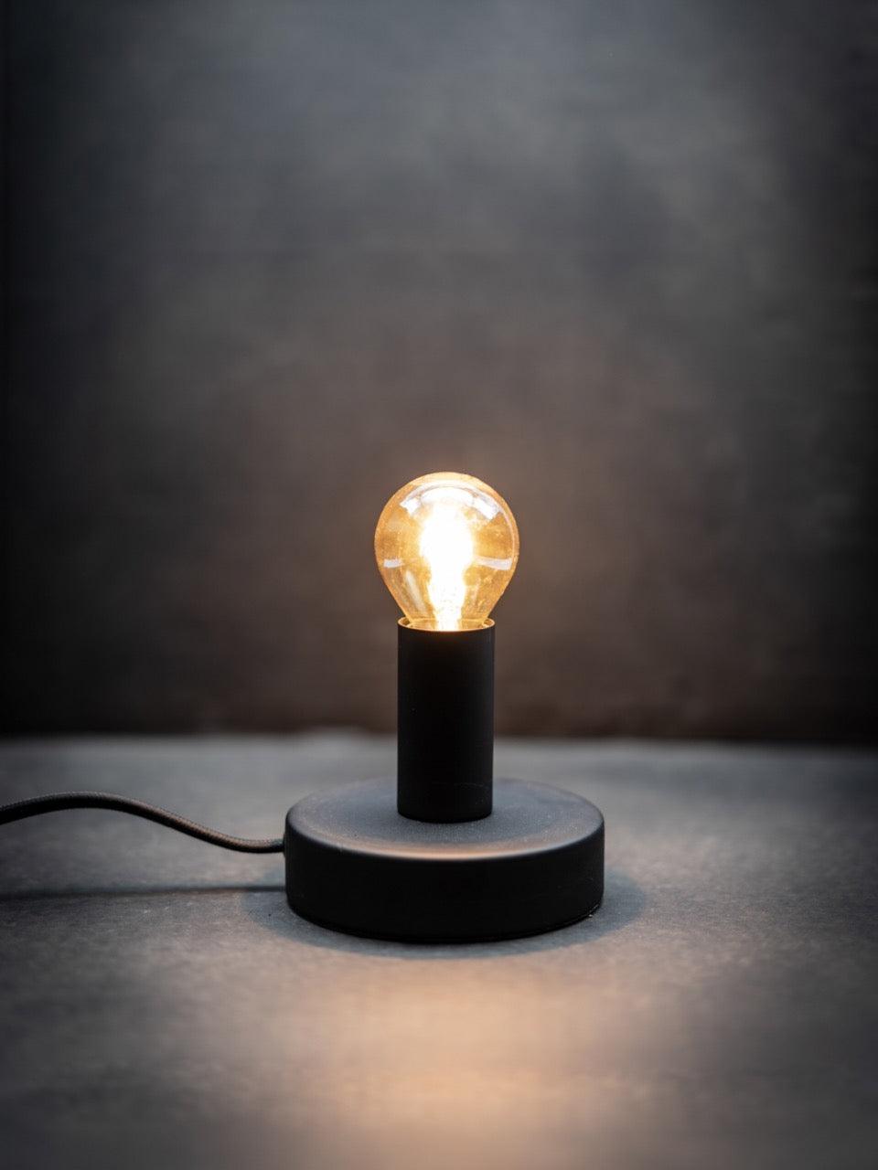 TischLampe aus der Absolut Flasche - witziges Upcycling - MaBe®