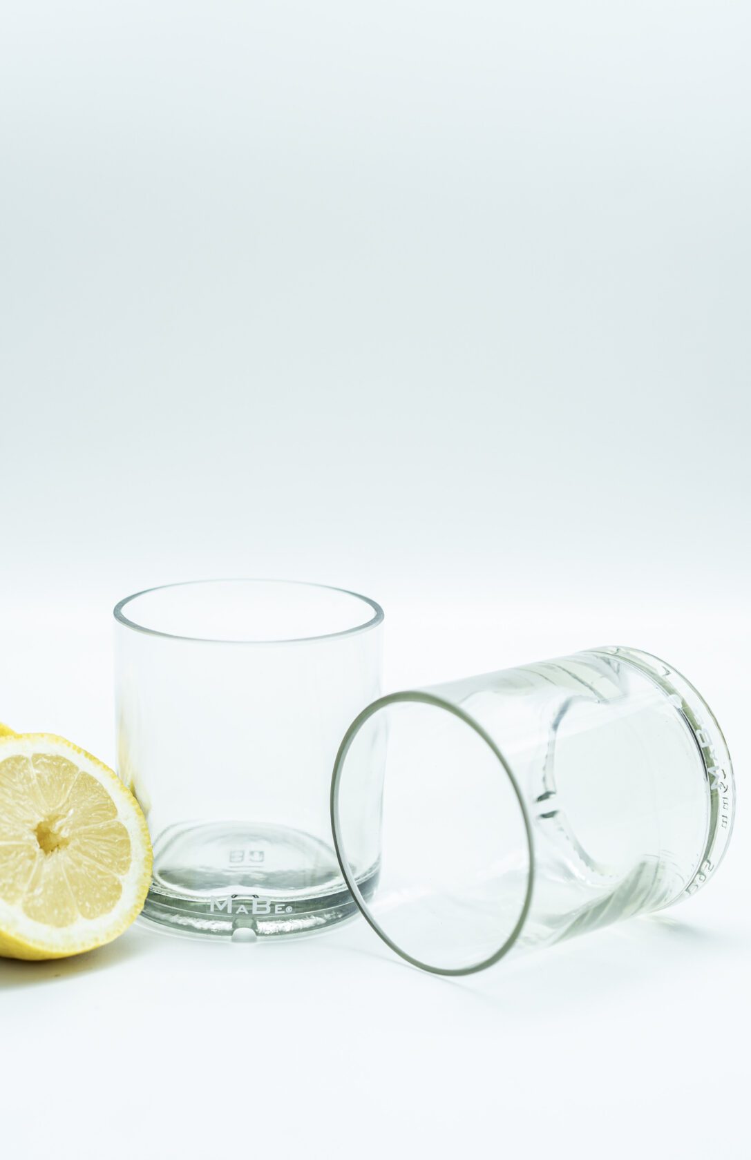 Upcycling Sprirituosen Set - 2 Gläser und 1 Kerzenständer aus einer Flasche - MaBe®