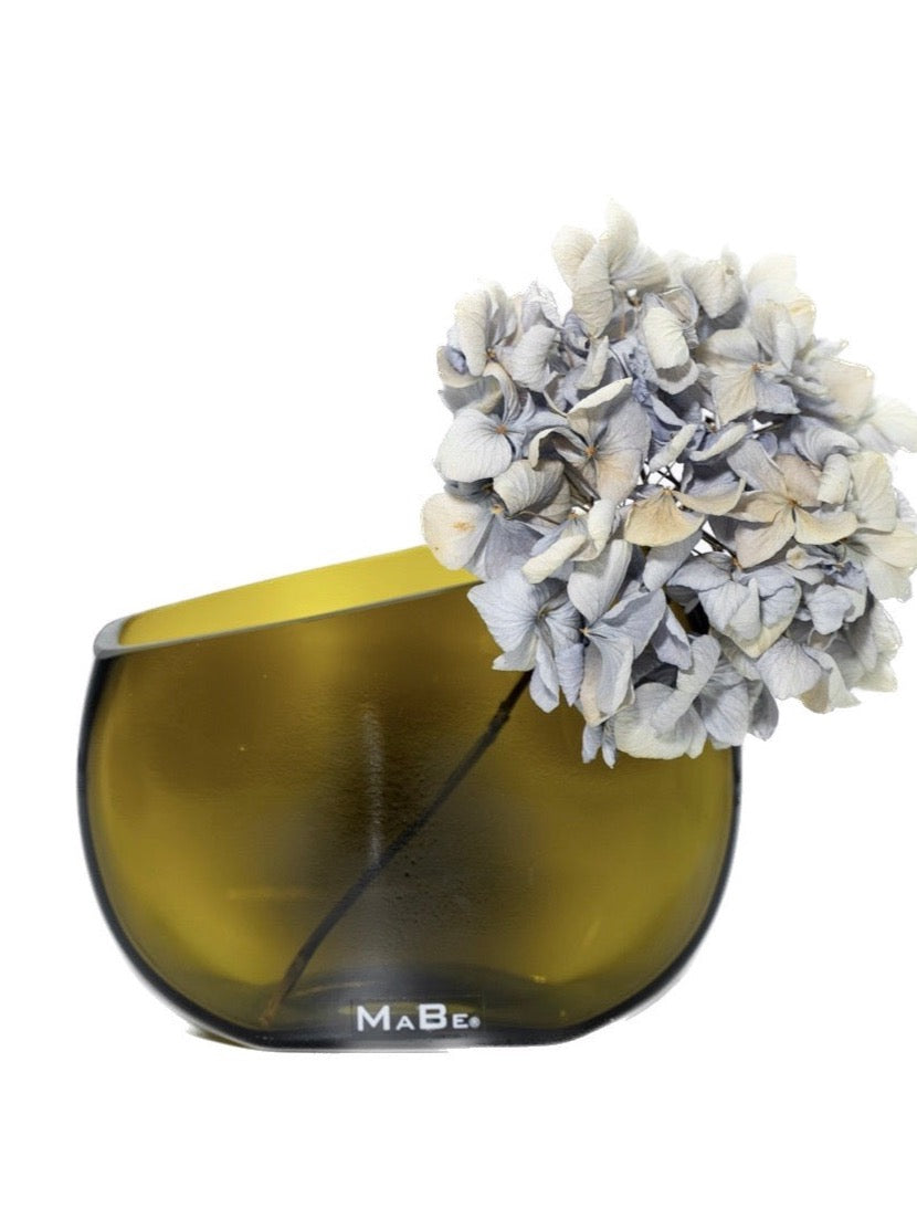 Vase Design - modern in oliv - auch ohne Blumen ein traumhafter Eyecatcher - MaBe®