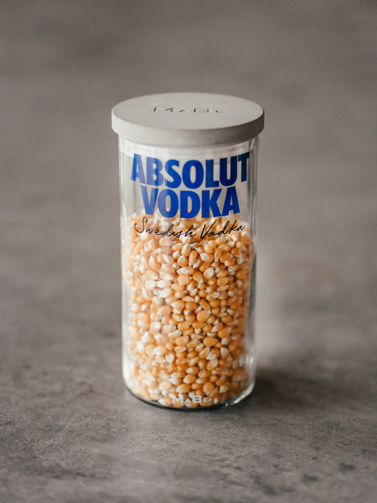 Vorratsglas aus der Wodka Flasche - urban product - Zukunftstrend Upcycling