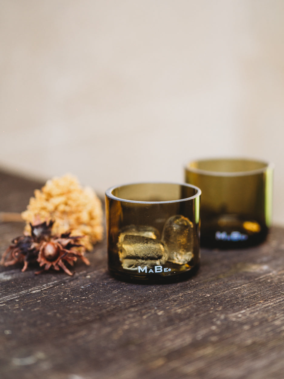 Whisky Glas - in rauchgrau aus dem Unterteil der schottischen Single Malt Faslche