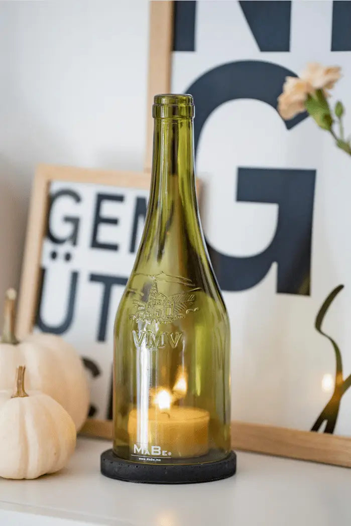 Windlicht - Upcycling aus dem französischen Bedoin Wein Flasche  - vmv - Vignerons de mons ventoux