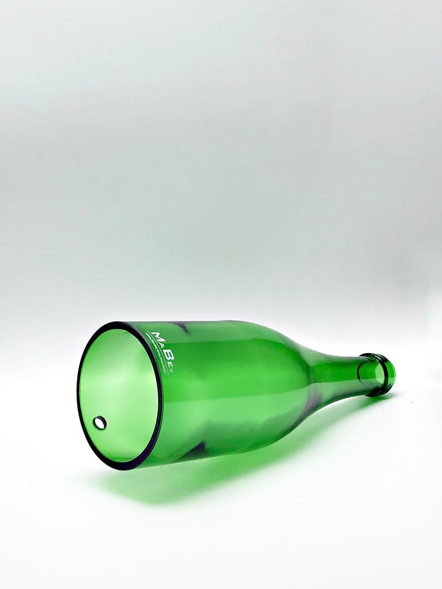 Windlicht aus der klassischen grünen Sekt Flasche