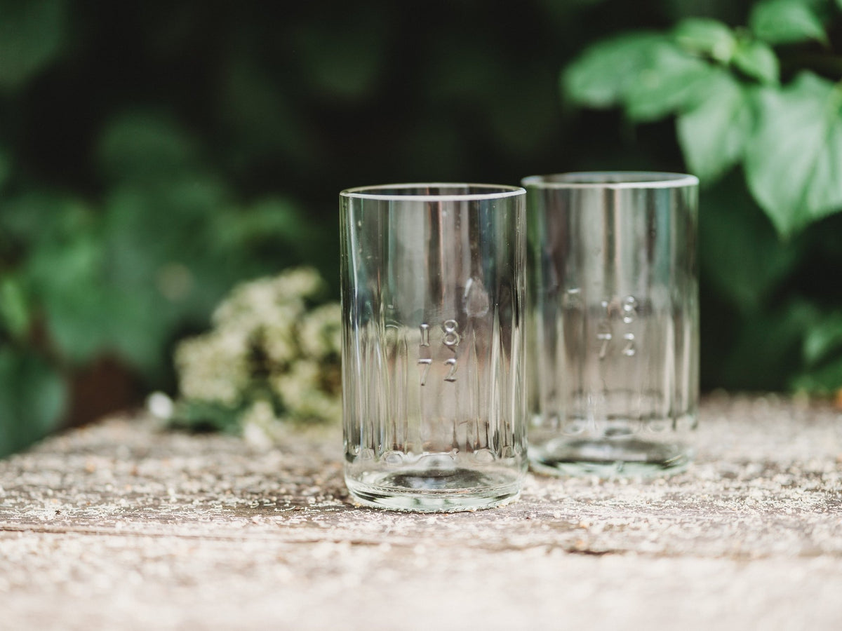 Wunderschönes Trink Glas - witzig & mit Struktur aus der neuen französischen Aperitif Flasche