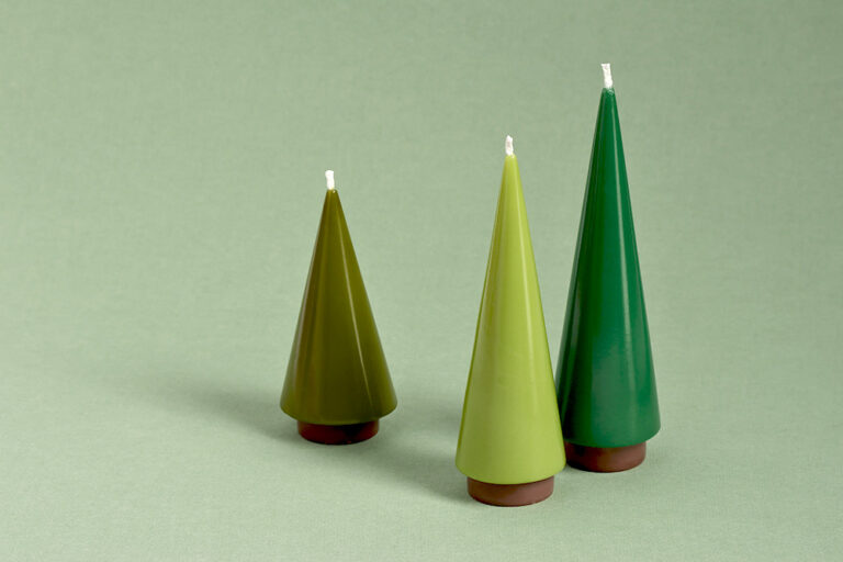 Wintertanne 🌲 tolle Stearin Kerze Candle Tree S - kleiner Weihnachtsgruß 🌟 5-6 Std Brenndauer notthegirlwhomissesmuch