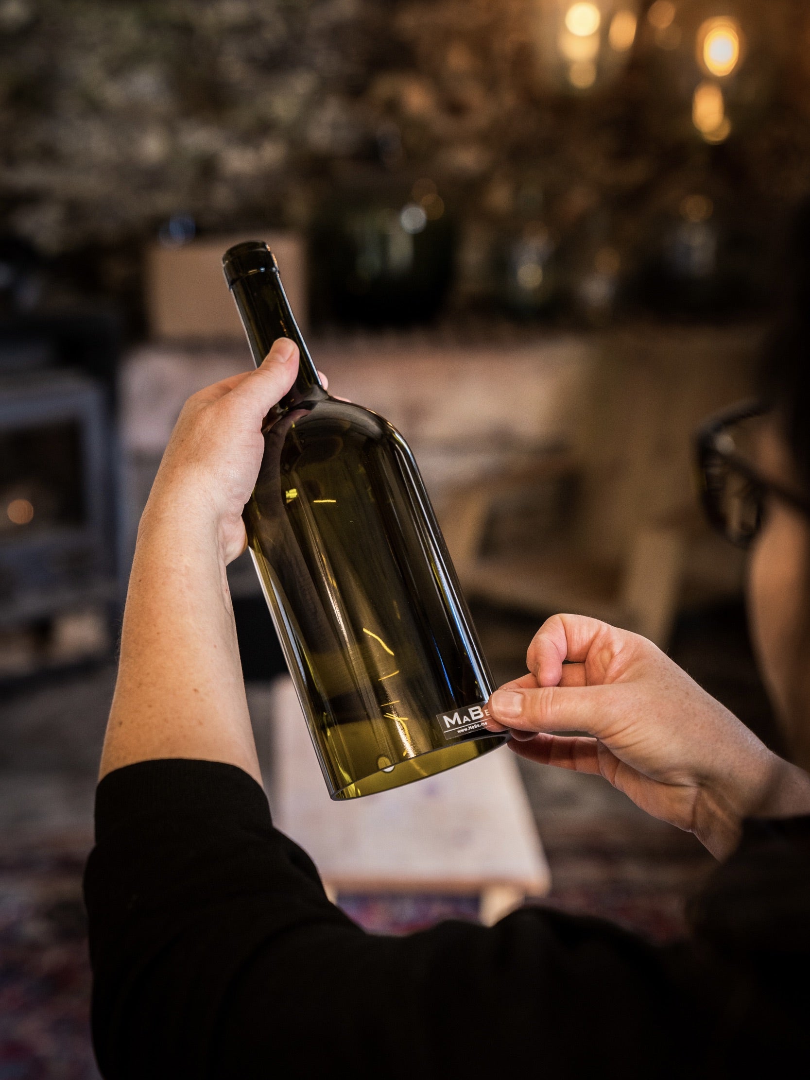 Vase aus der 1,5 l Wein Flasche in oliv