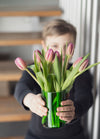 Vase aus der grünen Weinflasche - eco green product mit Herz
